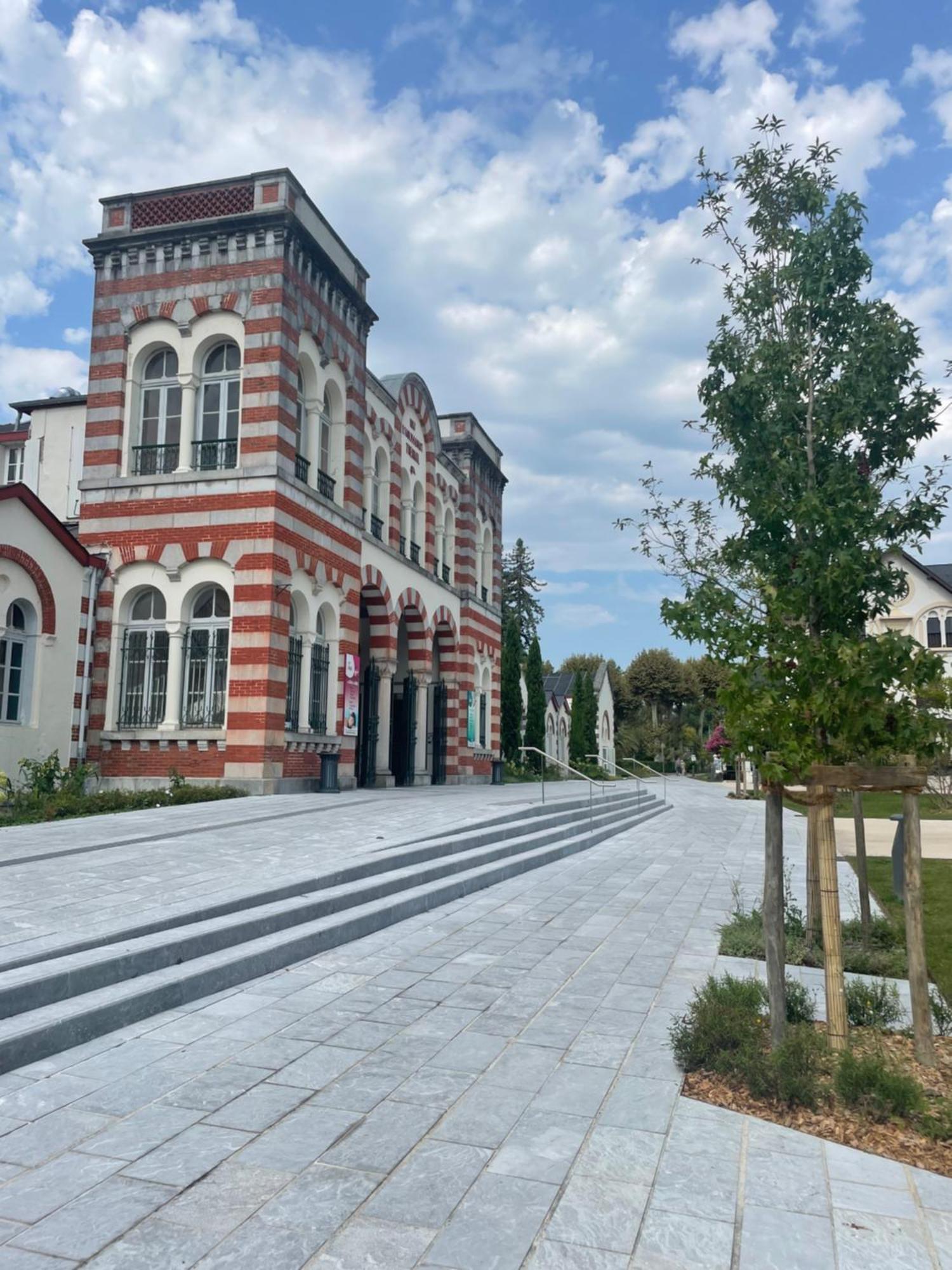 Studio Lumineux Au Calme En Centre Ville, Face Aux Thermes Salies-de-Bearn Ngoại thất bức ảnh